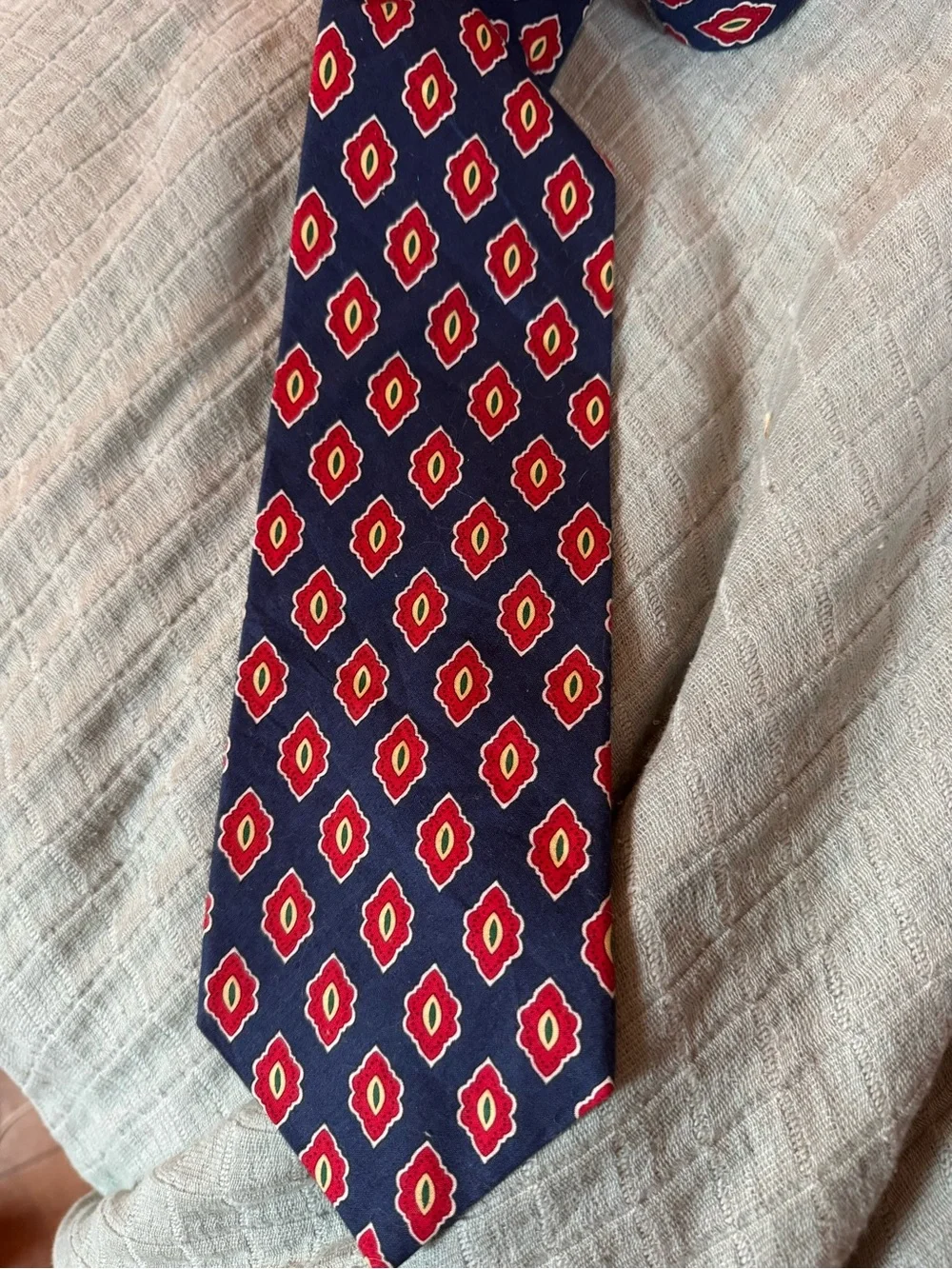 Liberty Men’s Navy Red Geometric Navy Cotton Tie